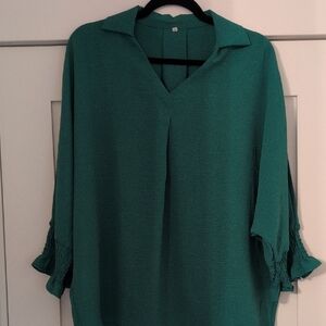 Elegant Green Women's Top